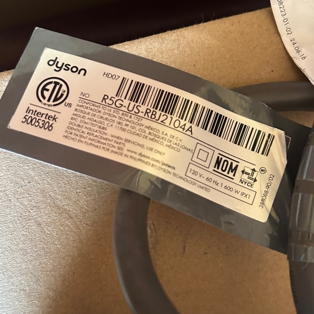 DYSON SuperSonic HD07 - Picture 3 of 9